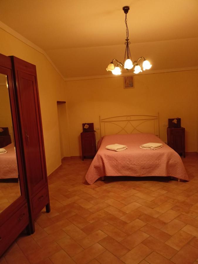 La Casa Di Ida Lejlighed Porciano Eksteriør billede